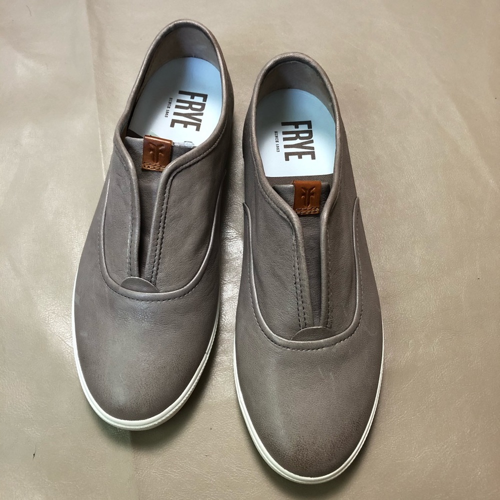 50%Frye Maya Cvo Slip-On Sneaker SZ 10 M